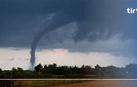 Apa Tornado Terbesar Di Dunia